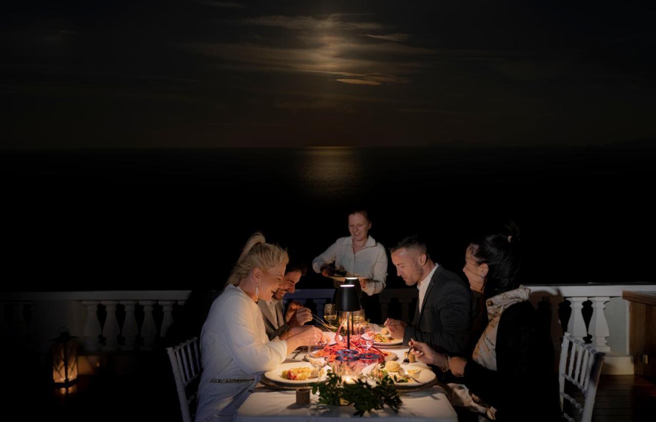 Oia Mansion Villa Екстериор снимка